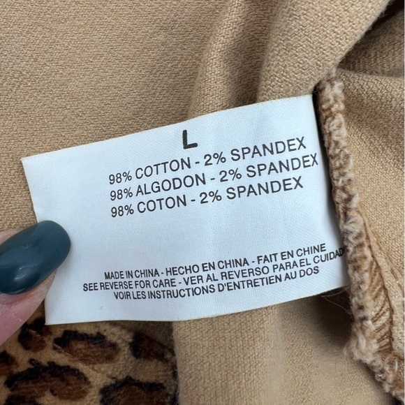 Jeanstar Leopard Print Cropped Jacket – Size Large‎ – NWT – Chic Wide Collar - Picture 5 of 11